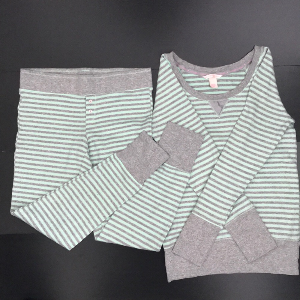 Victoria’s Secret pajama set - Picture 2 of 2